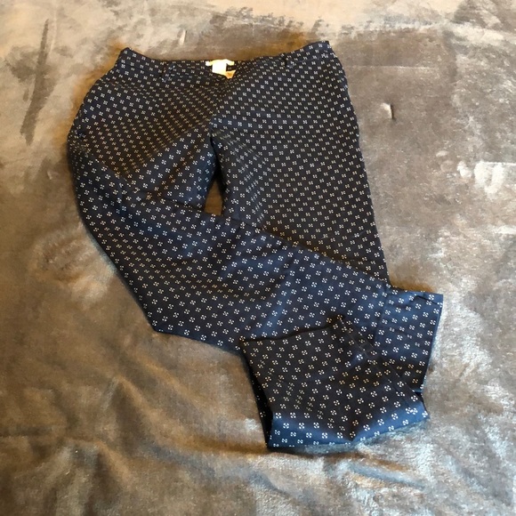 Womens size 8 H&M blue and white slacks - Picture 1 of 13